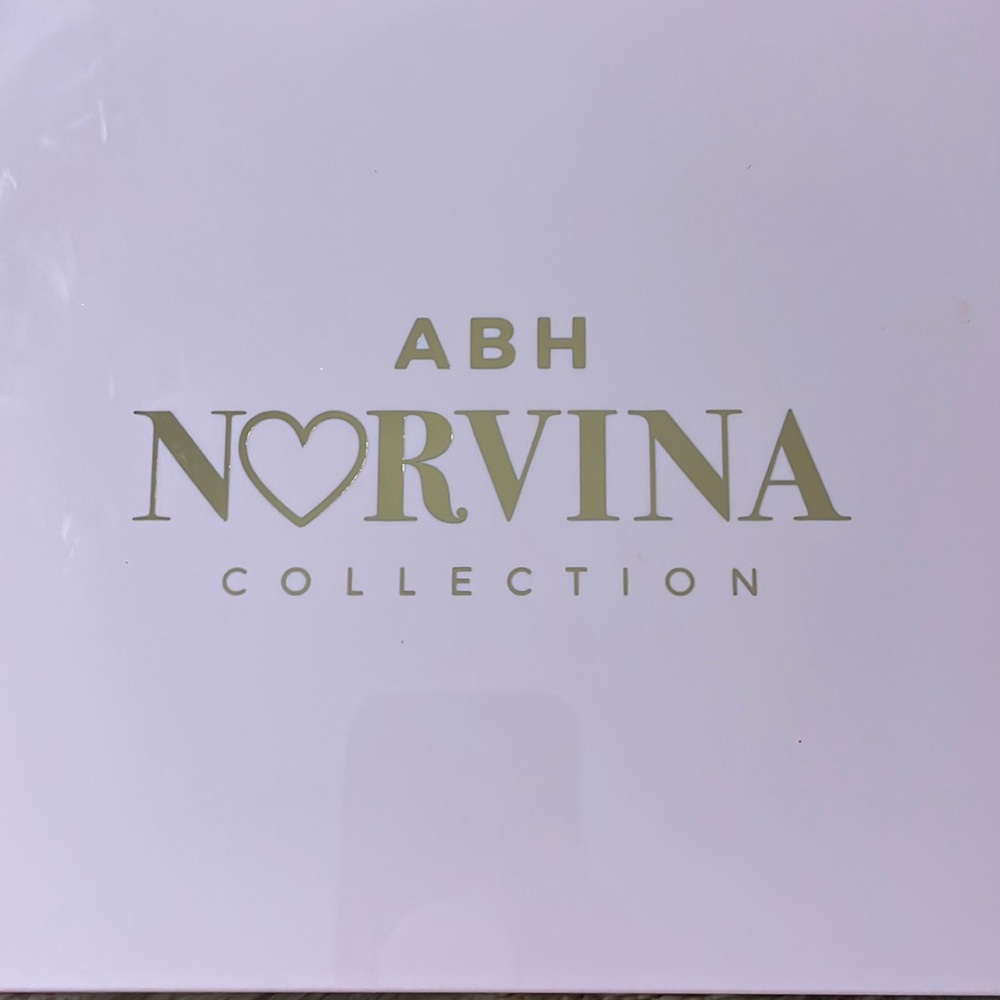 ABH Norvina volume 4 palette